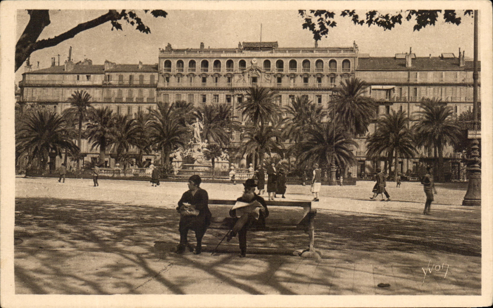 CPA Cote d'Azur Toulon Place de la Liberte
