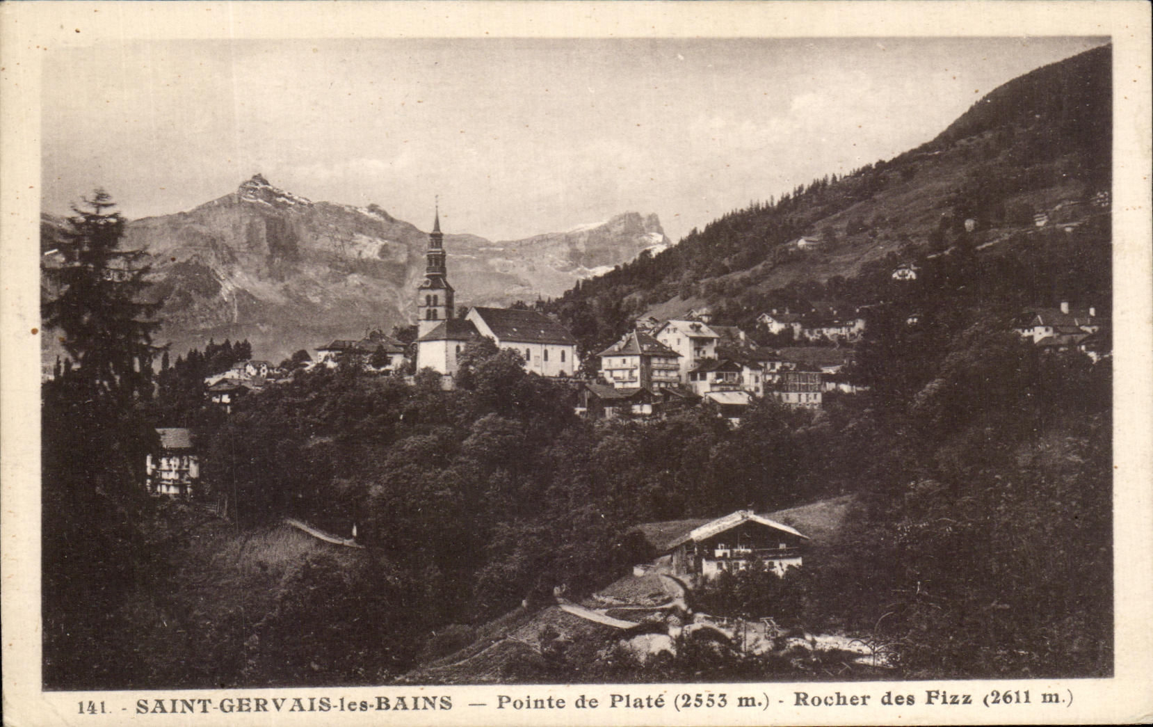 Saint-Gervais-les-Bains — Pointe de Platé (2553 m.) - Rocher des Fizz (2611 m.)