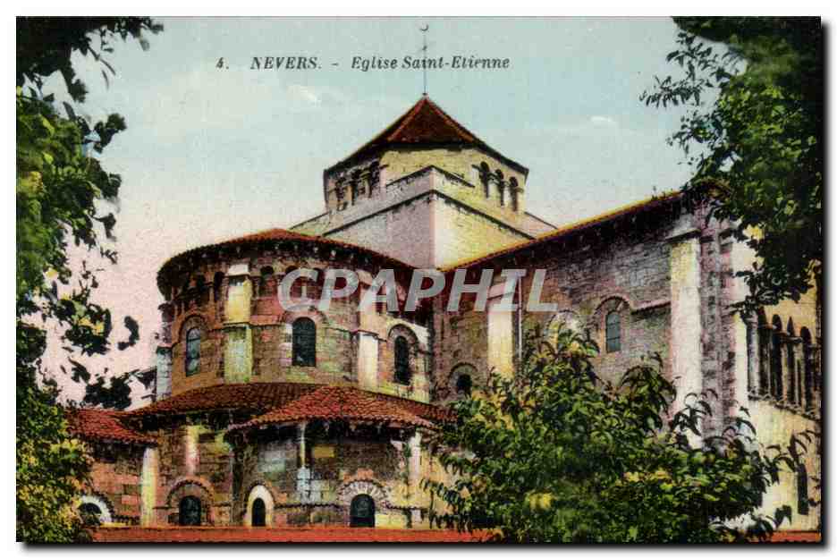 CPA Nevers Eglise Saint Etienne