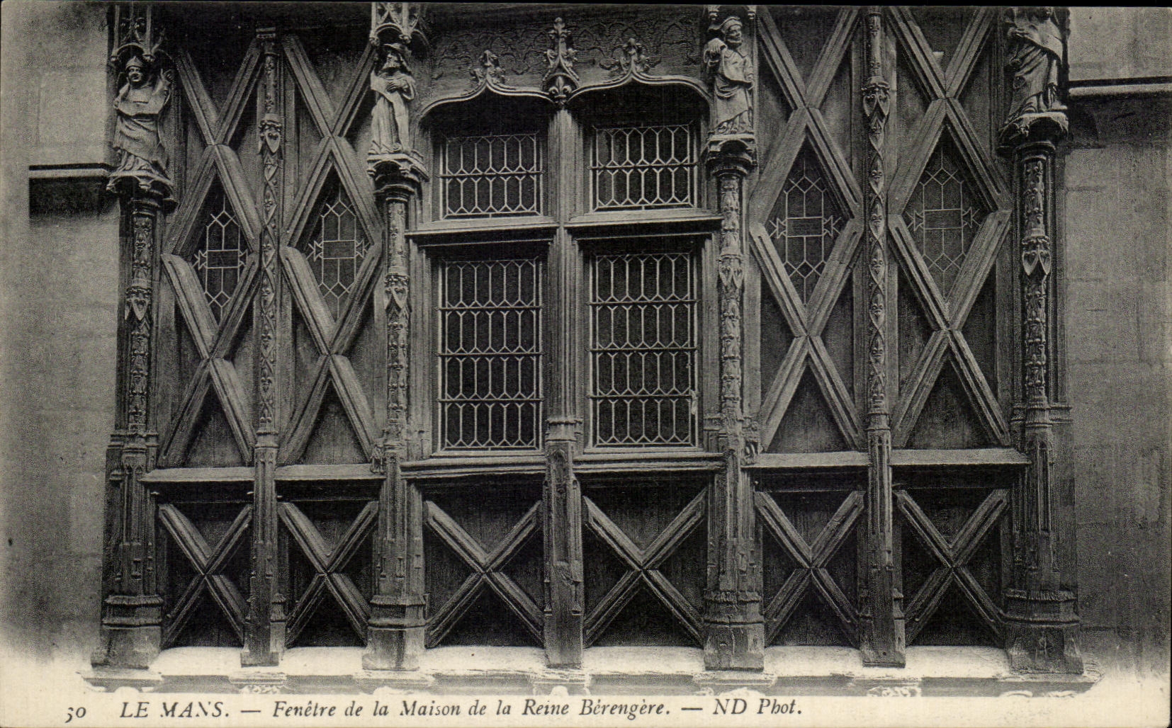 Le Mans — Fenster der Maison de la Reine Bérengère — ND Phot.