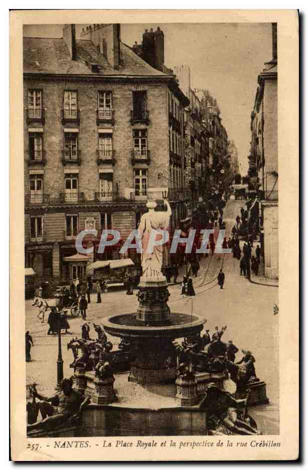 CPA Nantes La Place Royale Et La Perspective De la Rue Crebillon