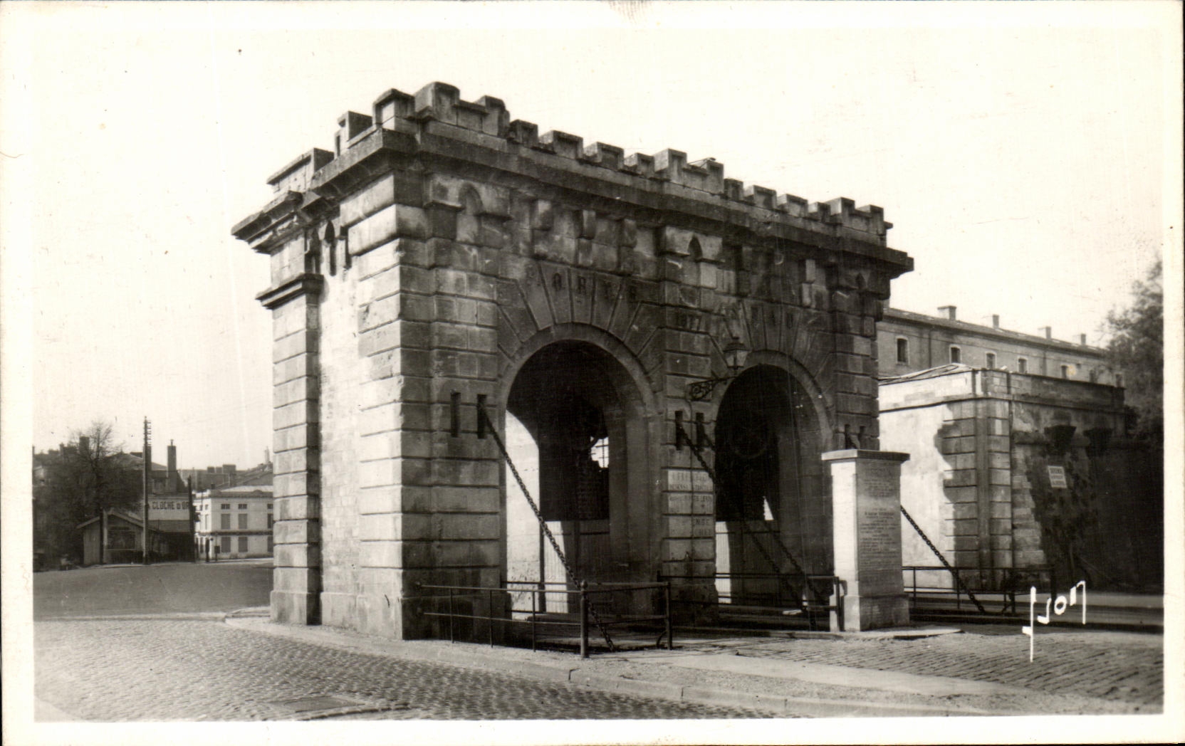 Verdun (Meuse) - Porte Saint-Paul — 1877 — Les Éditions d'Art, Paris