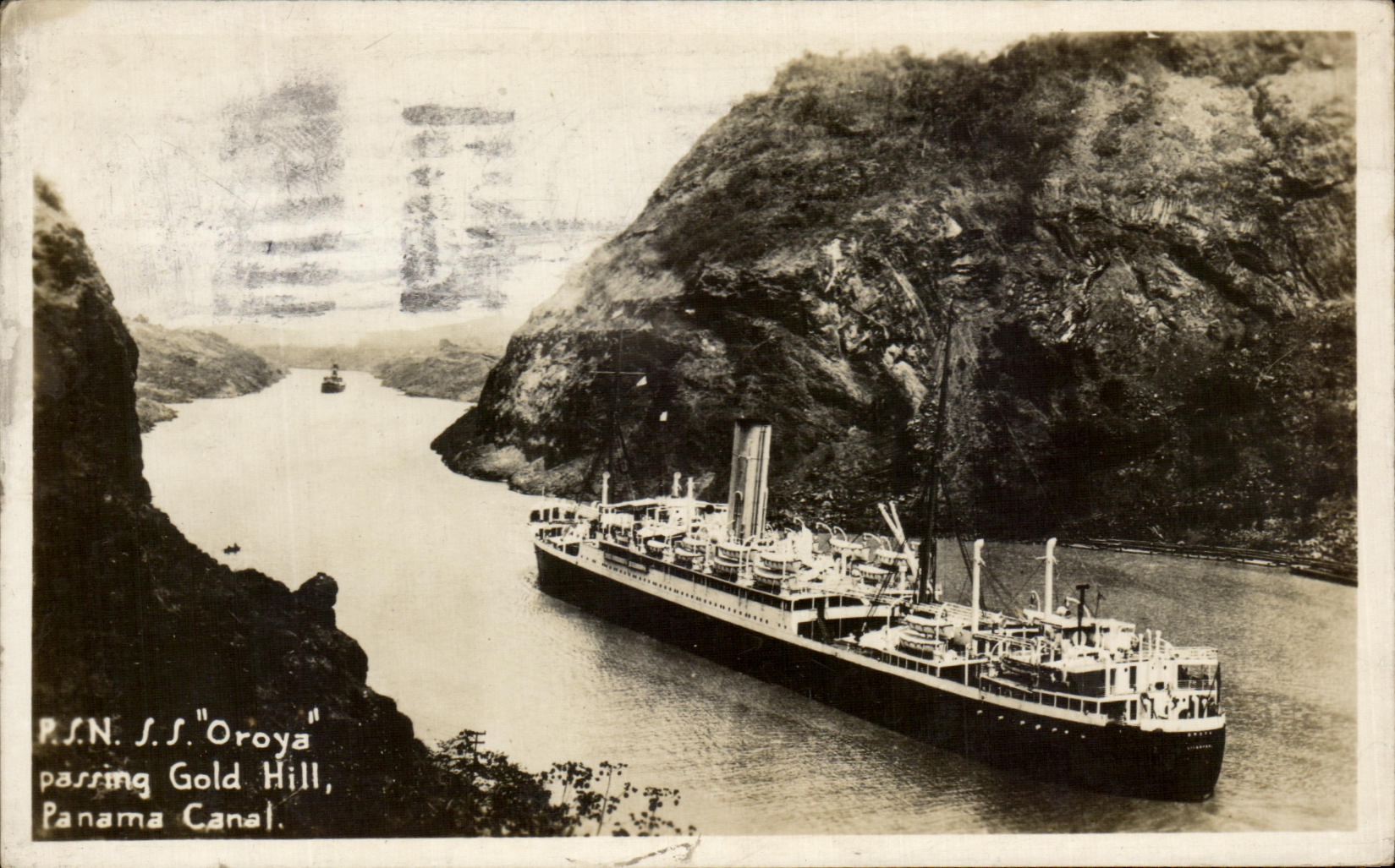 CPA SS Oroya Passing Gold Hill Panama Canal Bateau