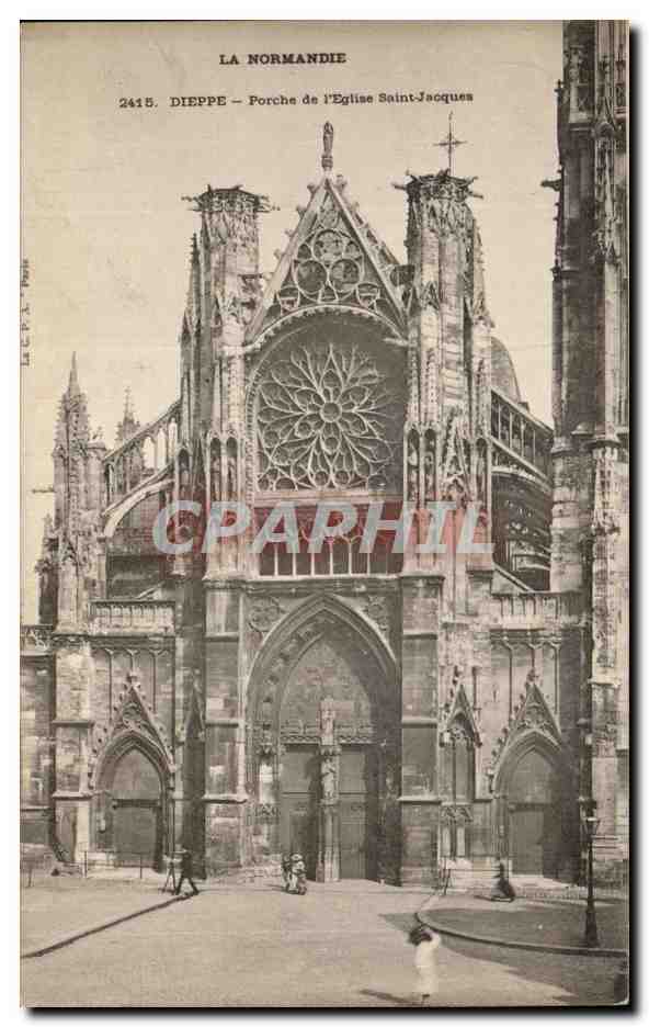 CPA La Normandie Dieppe Porche de l'Eglise Daint Jacques