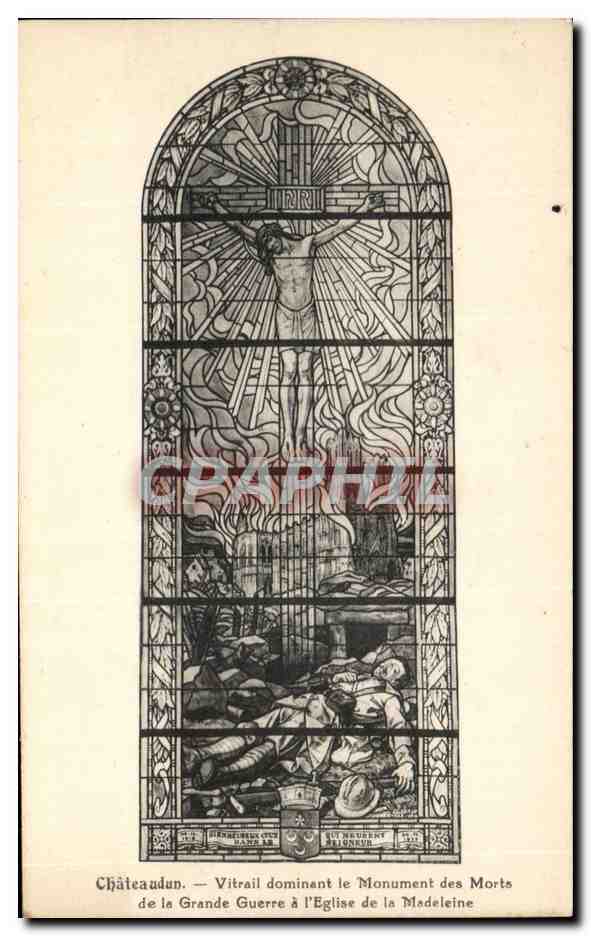 Châteaudun — Vitrail dominant le Monument des Morts de la Grande Guerre à l'Église de la Madeleine