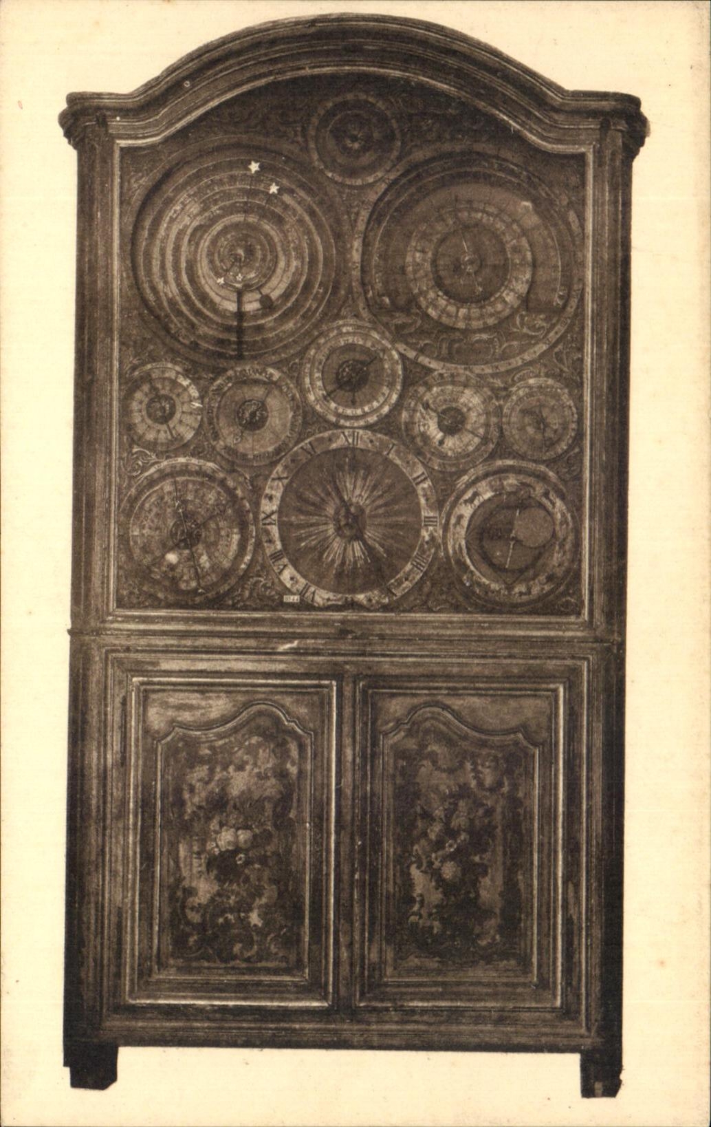 Horloge astronomique — XVIIIe siècle — exécutée par Bernard Joyeux, de Pagny-sur-Moselle, offerte à l'Académie de Stanislas — Musée historique lorrain, Nancy