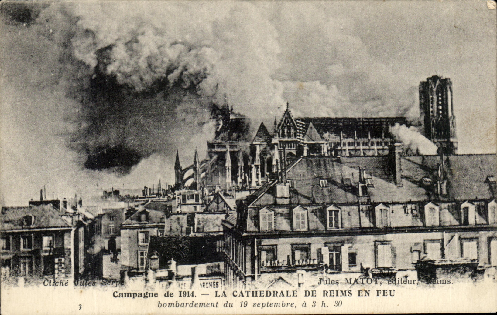 CPA Champagne La Cathedrale De Reims En Feu Bombardement Du 19 septembre 