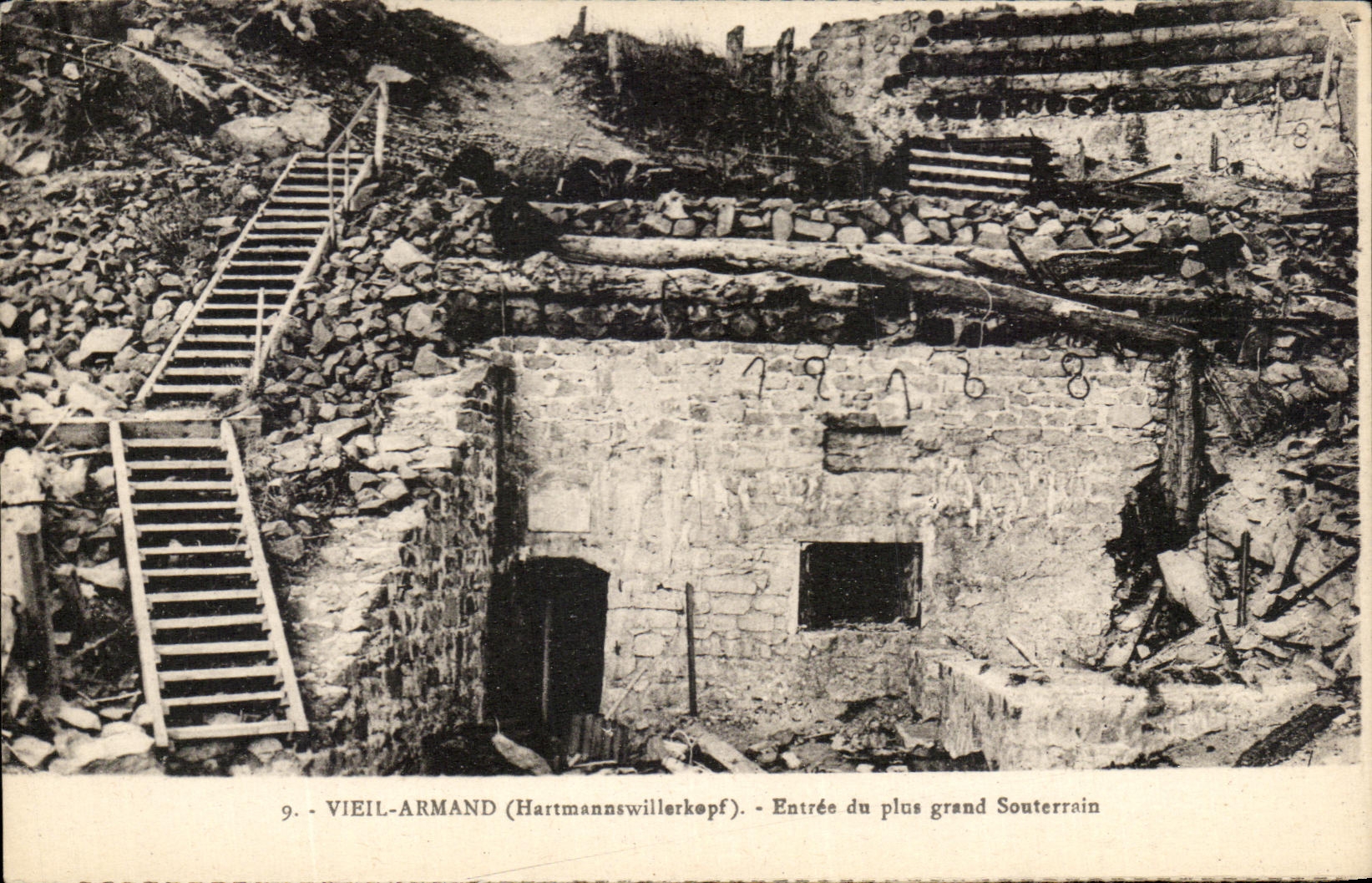 CPA Vieil Armand Entree du plus grand Souterrain Militaria