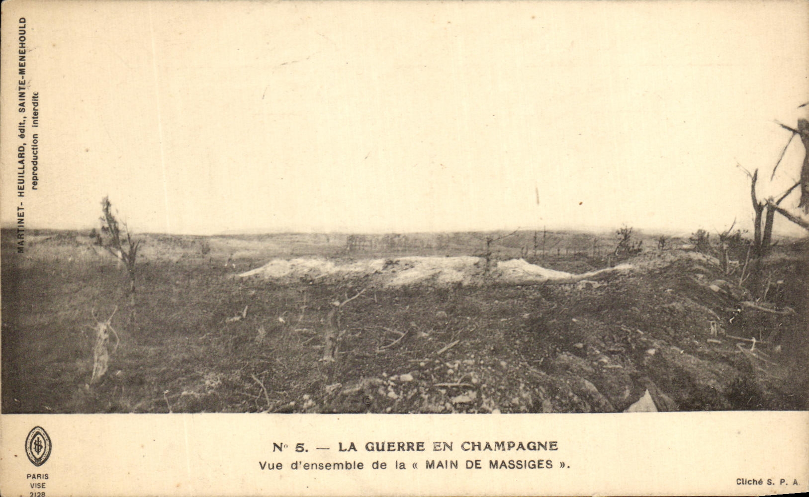 CPA La Guerre En Champagne Vue d'ensemble de la main de massiges Militaria 