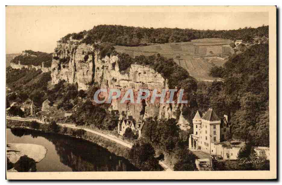 La Roque-Gageac — Castle of La Malartrie — Photo by P. Baudrix, La Blat