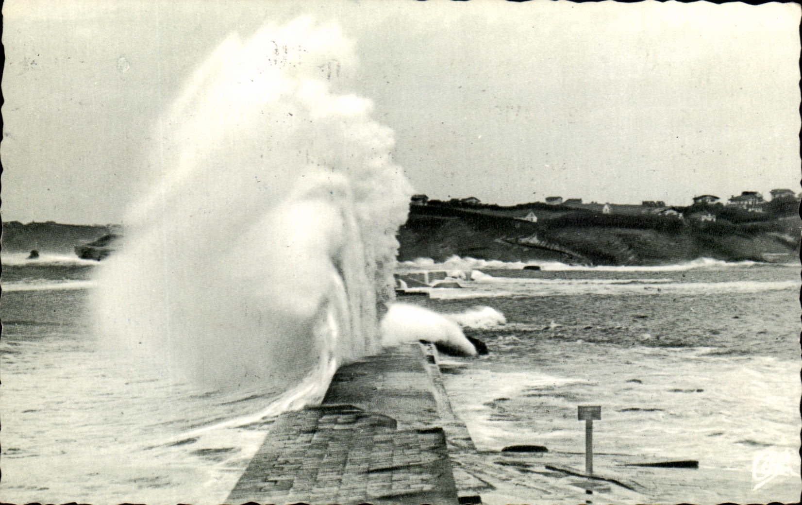 Saint-Jean-de-Luz — Effet de vagues — Cir des Arts Photographiques