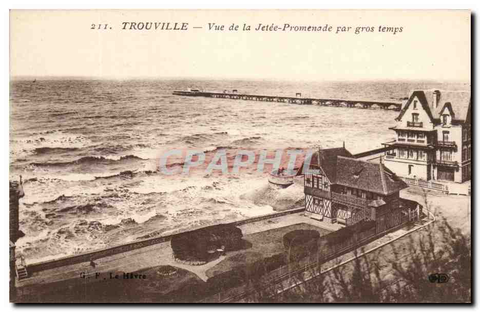 Trouville — Vue de la Jetée-Promenade par gros temps — G. F. Le Havre, n° 211