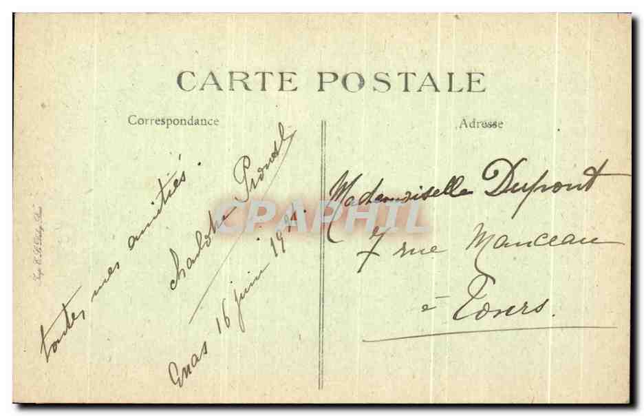 Arras — Le Beffroi et l'Hôtel de Ville après le bombardement du 21 octobre 1914 — E. Ruff — Reverso