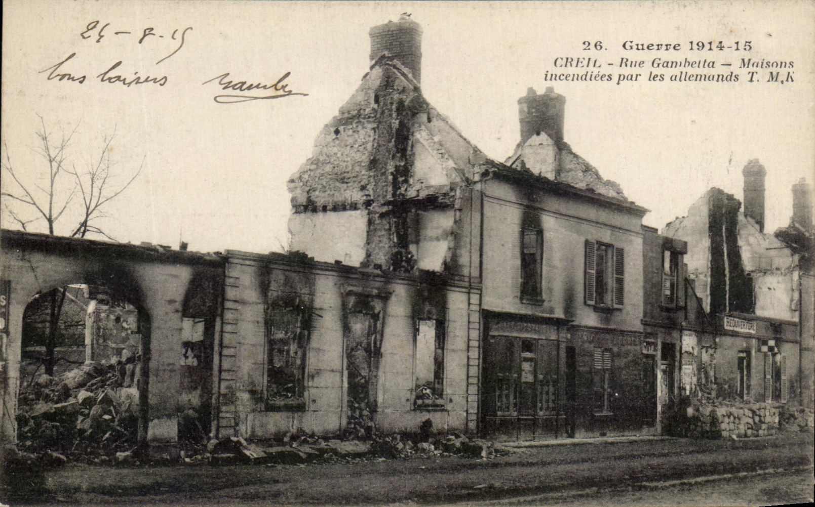 CPA Creil Rue Gambetta Maisons incendiees Par les allemands Militaria