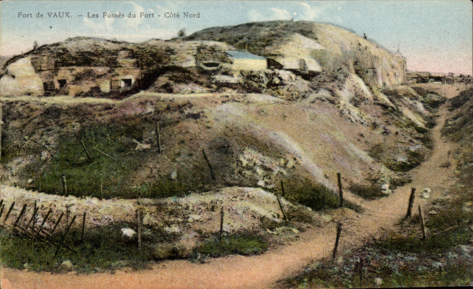 Fort de VAUX — Les Fossés du Fort — Côté Nord — Édition Verdun