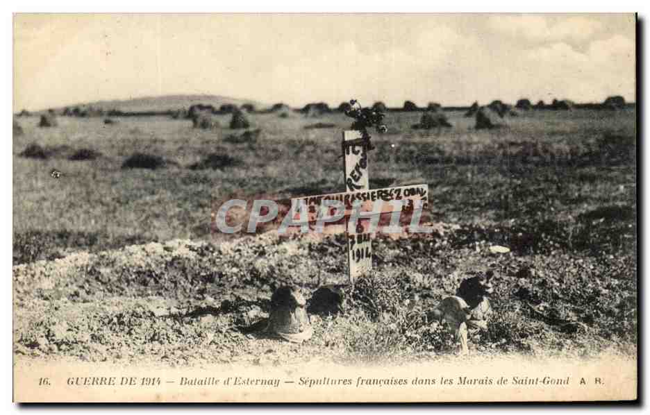 CPA Guerre De Bataille D'Esternay Sepultures Francaises Dans Les Marais De Saint Gond 