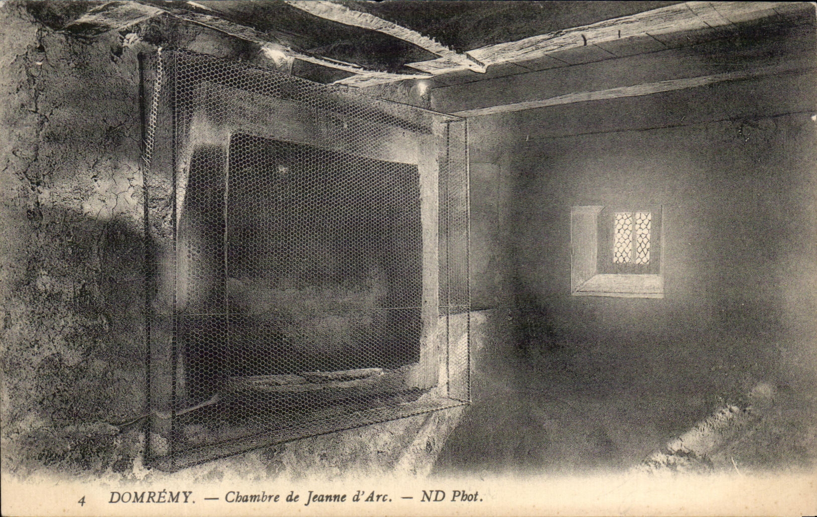 Domrémy — Chambre de Jeanne d'Arc — ND Pbot.