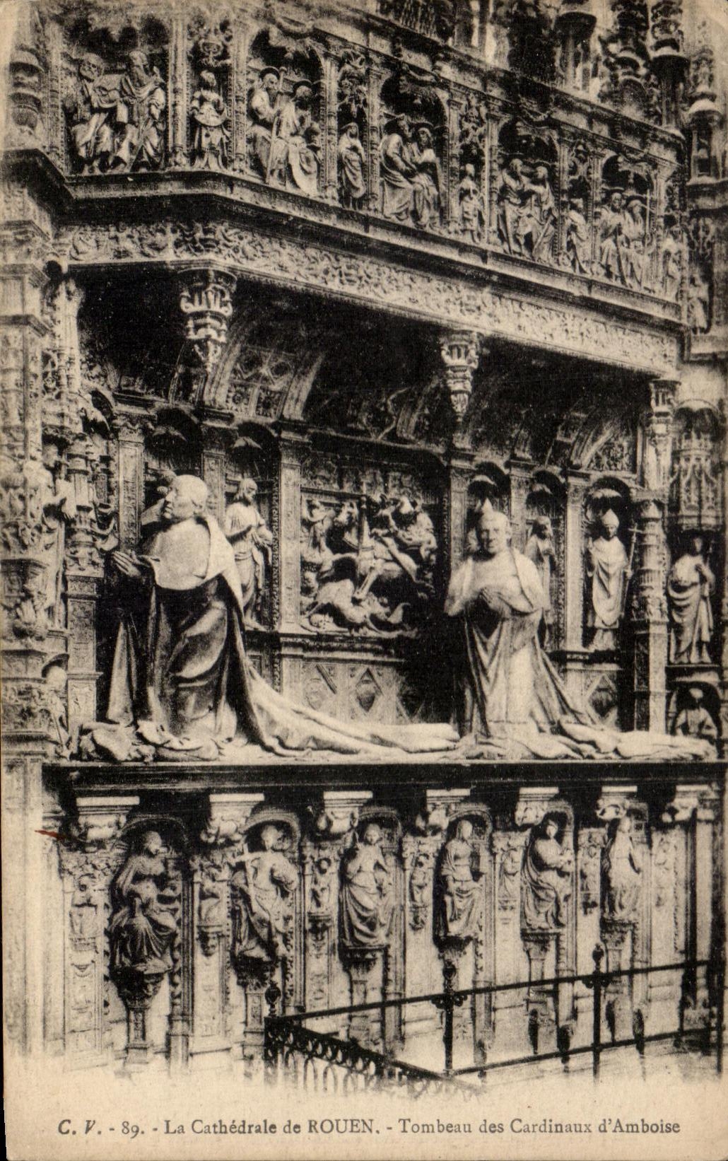 CPA La Cathedrale de Rouen Tombeau des Cardinaux d'Amboise