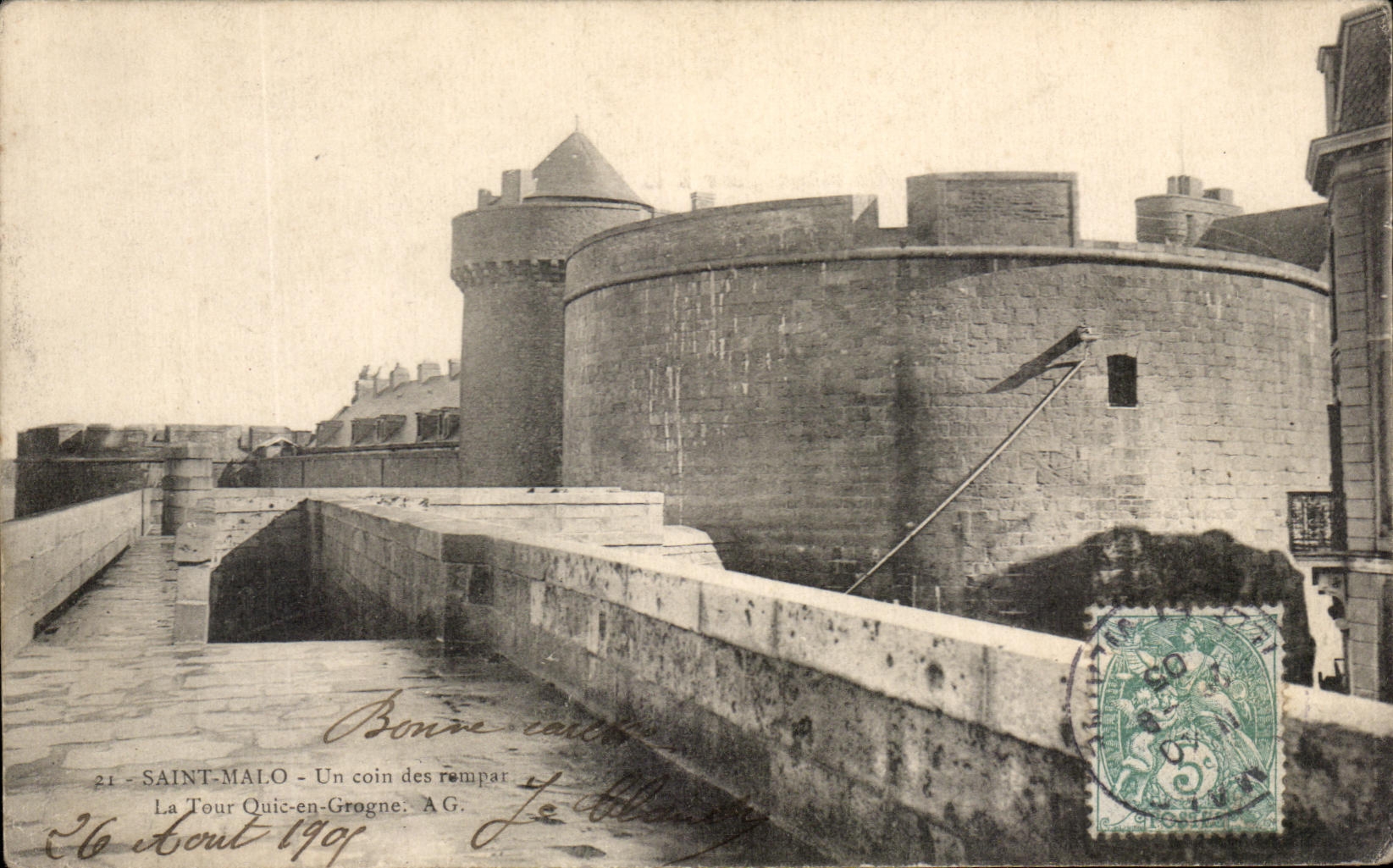 Saint-Malo — Un coin des remparts, La Tour Quic-en-Grogne — A.G. n°21