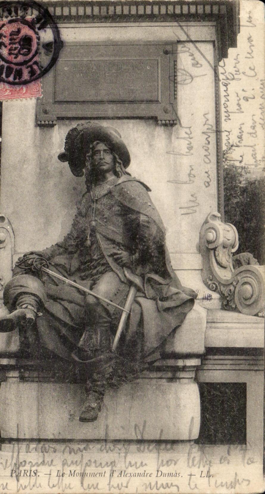 CPA Paris Le Monument d'Alexandre Dumas Mousquetaire D'Artagnan