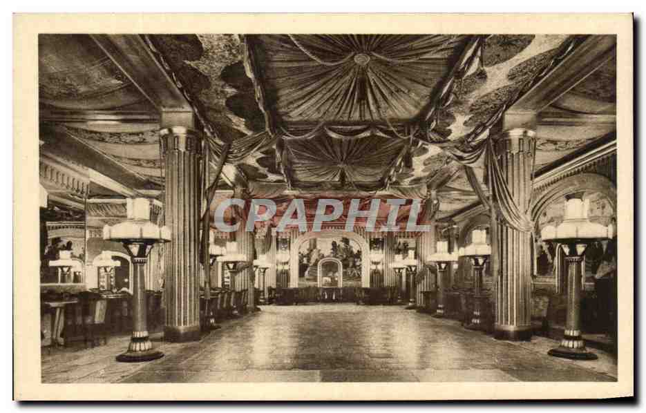 CPA Le Lido Des Champs Elysees Paris La grande nef Vue d'ensemble 