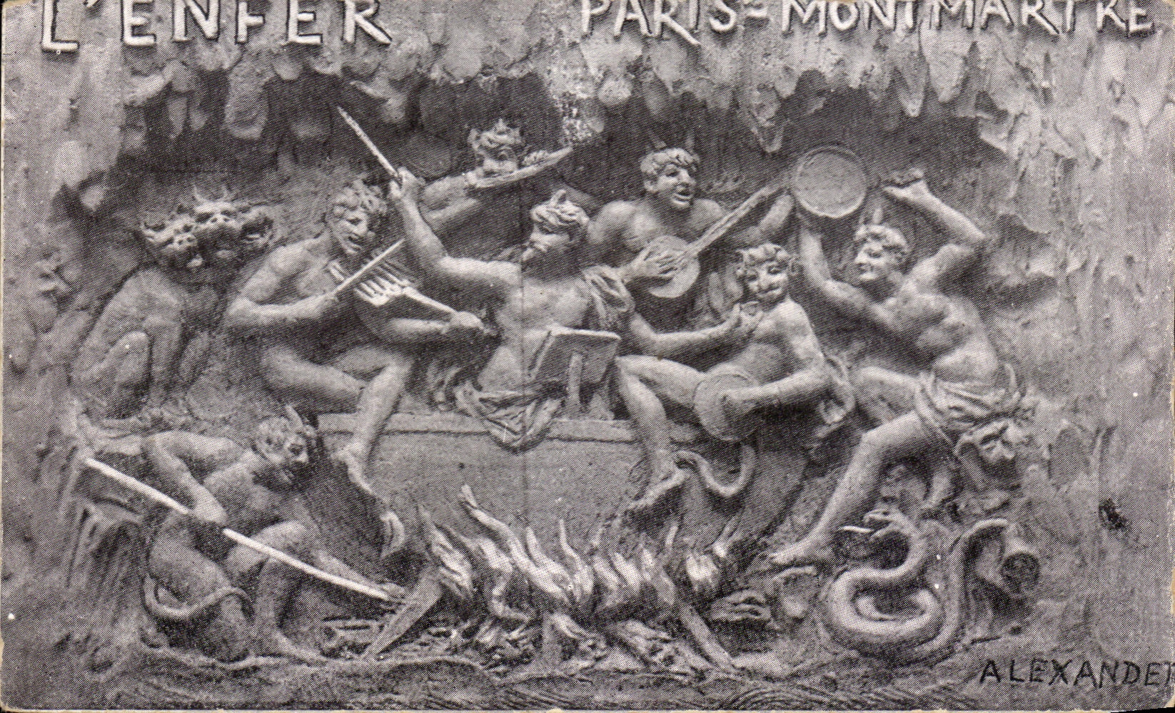 CPA L'Enfer Prise Montmartre Paris