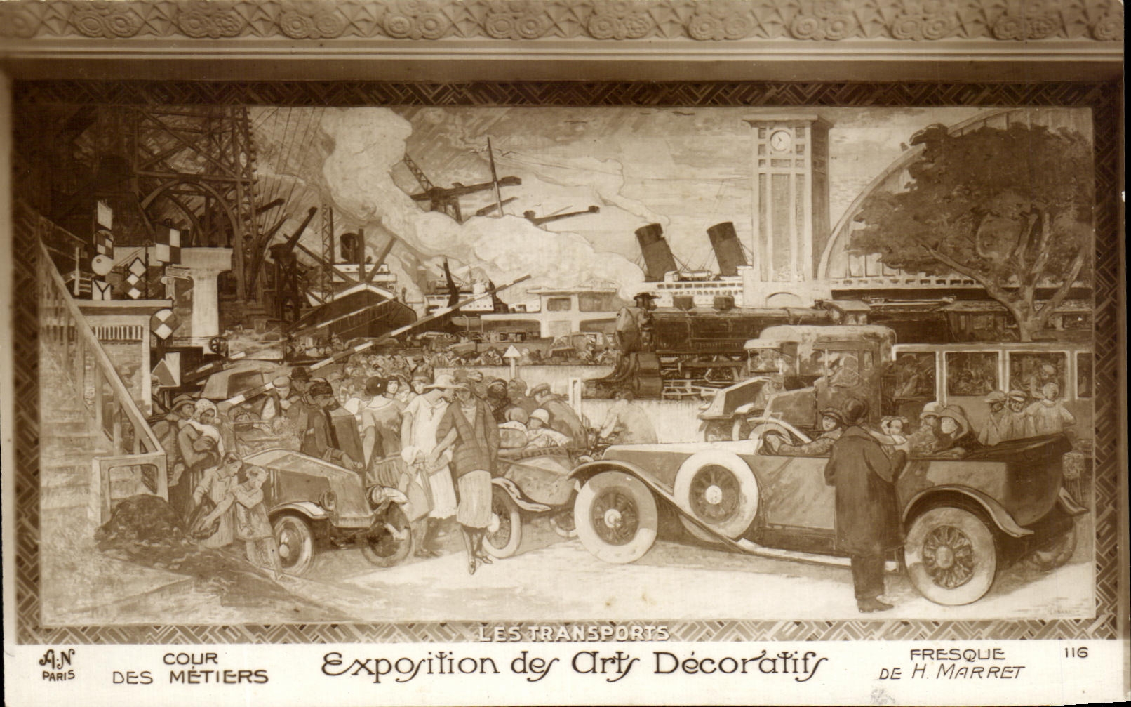 CPA Exposition des Cirty Decoratifs Fresque De H Marret Cour des metiers