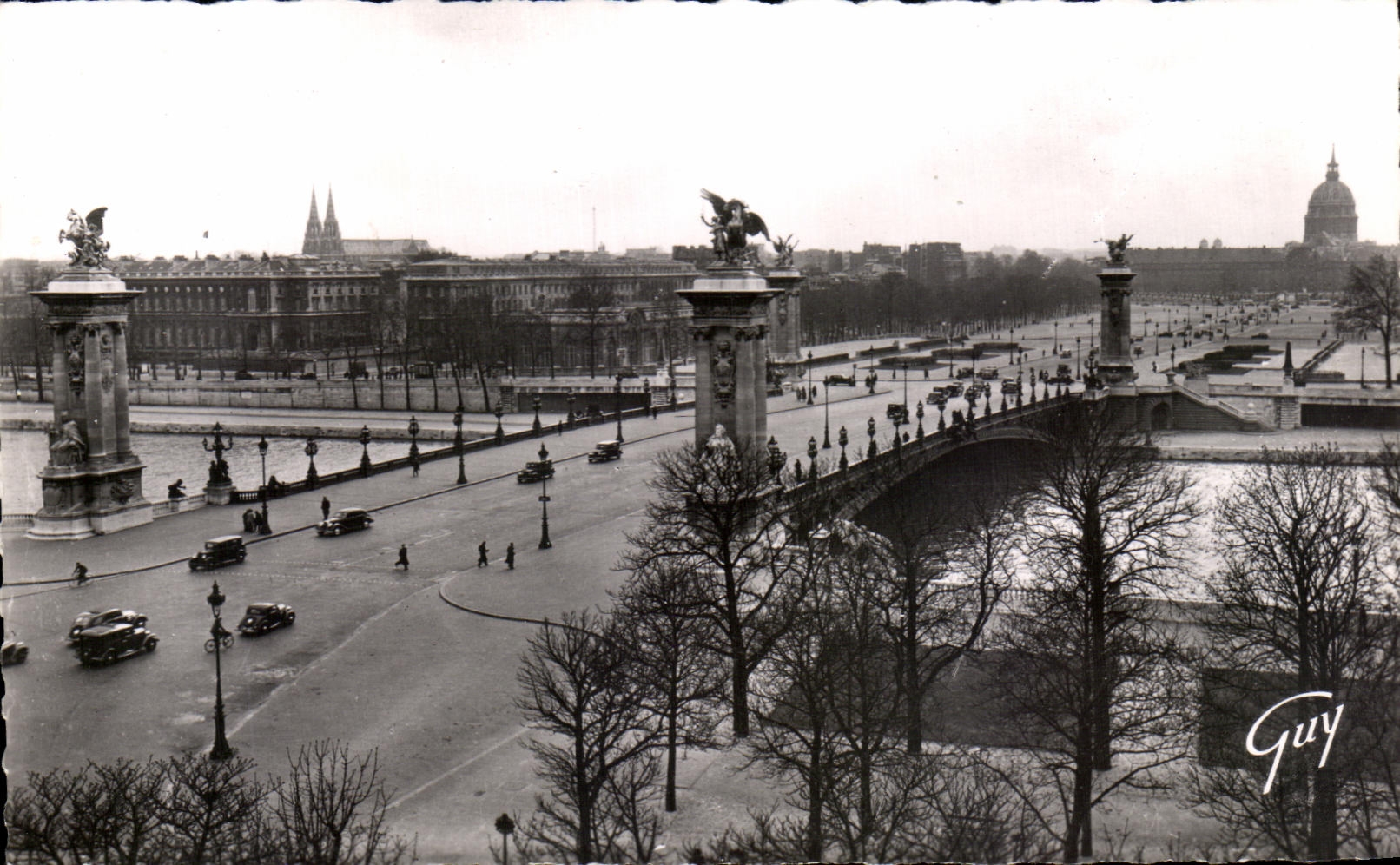 CPA Paris Et Ses Merveilles Le Pont Alexandre III Et l'Esplanade des Invalides