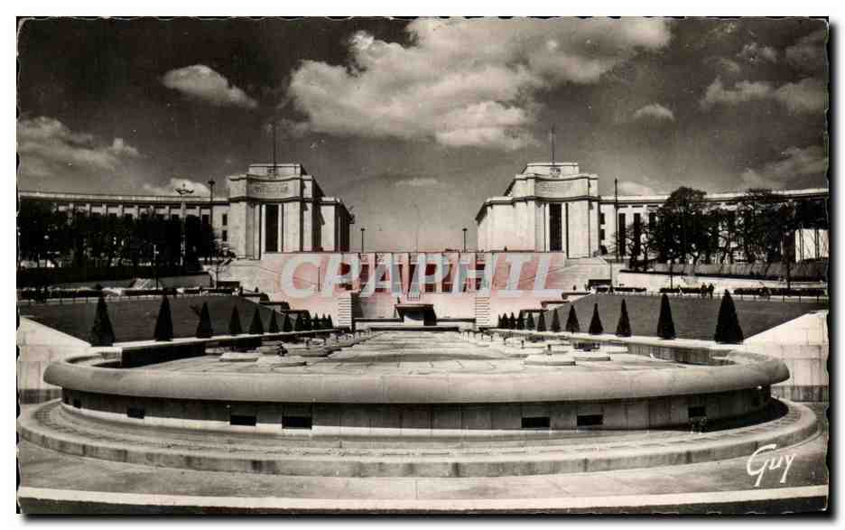 CPA Paris et ses Mervailles Le palais de Chaillot Vu des jardins 