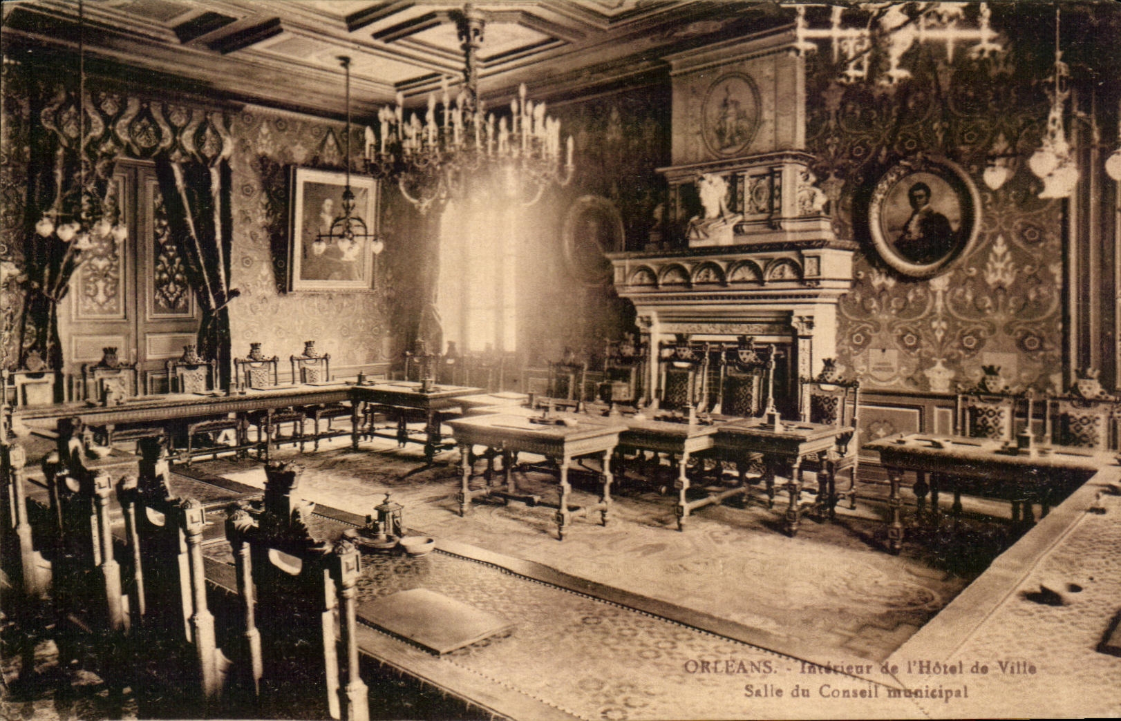 CPA Orleans Interieur de l'Hotel de Ville Salle de Conseil