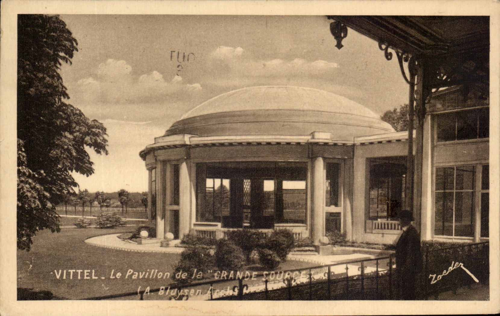 CPA Vittel Le pavillon de la Grande source 