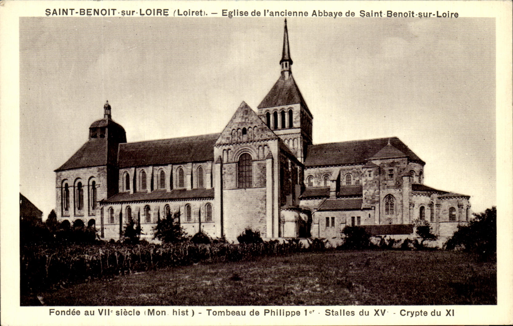 CPA St Benott Sur Loire Eglise De l'ancienne Abbaye De Saint Benoit Sur Loire