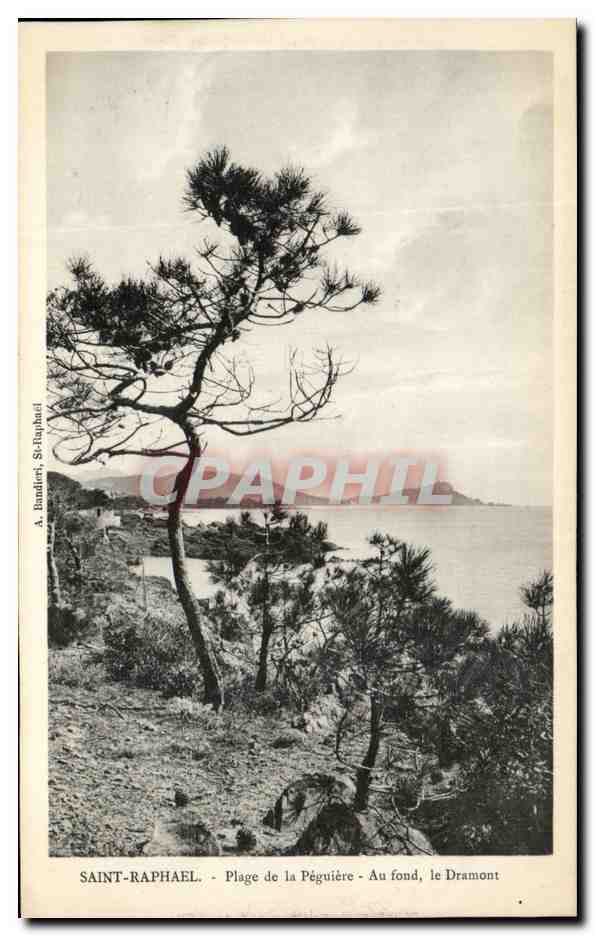 Saint-Raphaël - Plage de la Péguière - Au fond, le Dramont - A. Bandieri