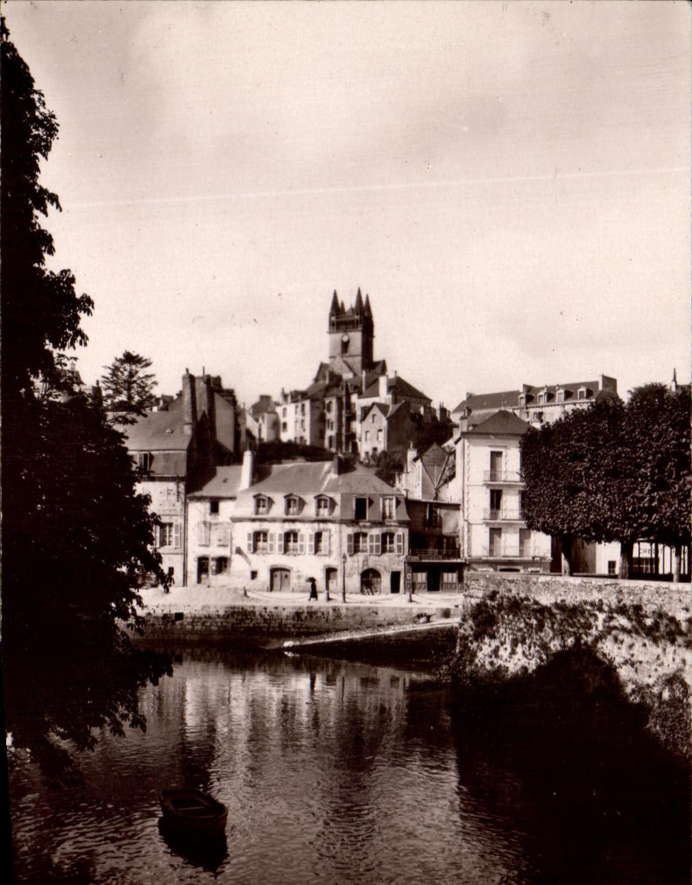 CPA Quimperle Vue prise de la place nationale