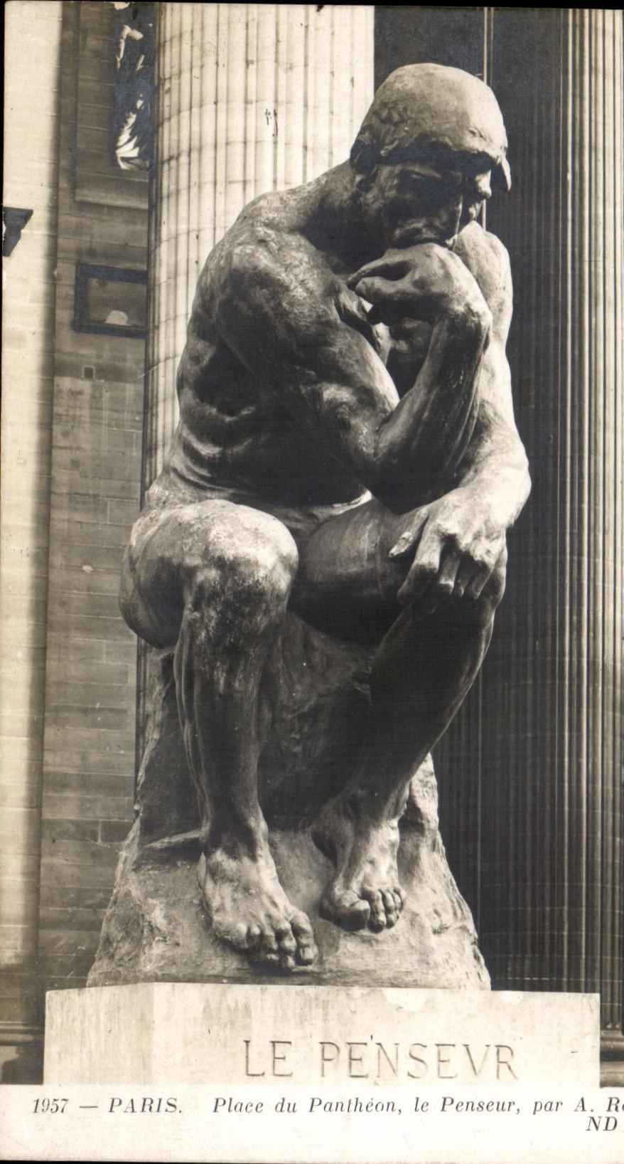 CPA Paris Place du Pantheon le Penseur par Rodin 