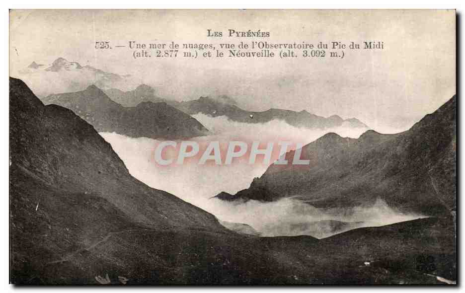 CPA Une Mer de Nuages Vue de l'Observation du pic du midi et le Neouveille