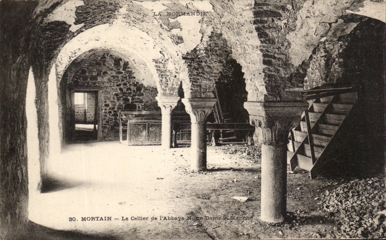 Mortain — Le Cellier de l'Abbaye Notre-Dame-la-Blanche — La Normandie