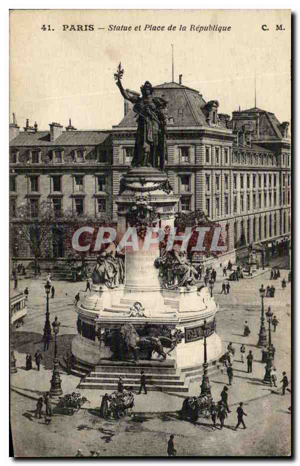 CPA Paris Statue Et Place De La Republique lion