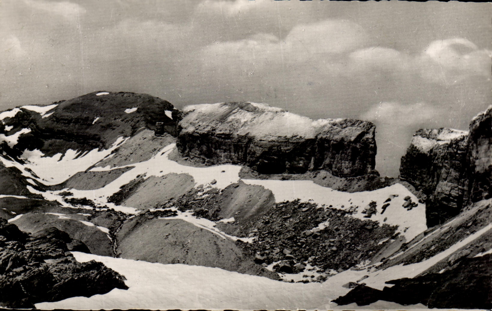 CPA Gavarnie Fronton Du Cirue Et Breche De Roland