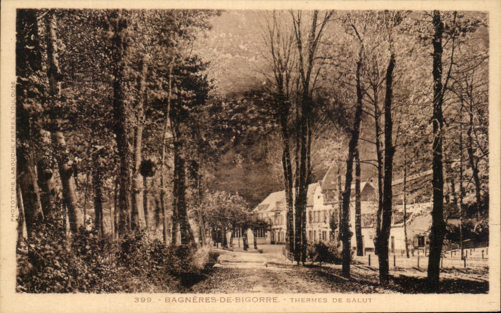 Bagnères-de-Bigorre — Thermes de Salut — Phototypie Labouche Frères, Toulouse, n°399