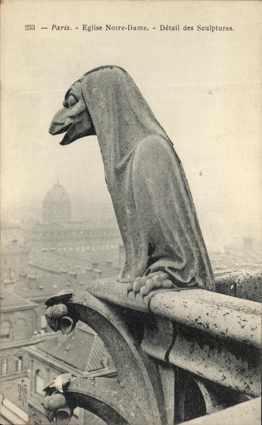 CPA Paris Eglise Notre Dame Detail des Sculptures Gargouille