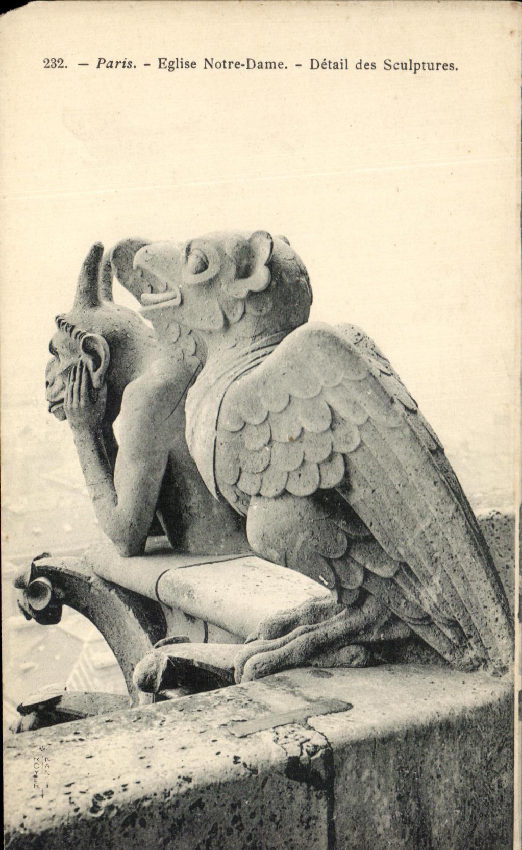 CPA Paris Eglise Notre Dame Detail des Sculptures Gargouille Daible 