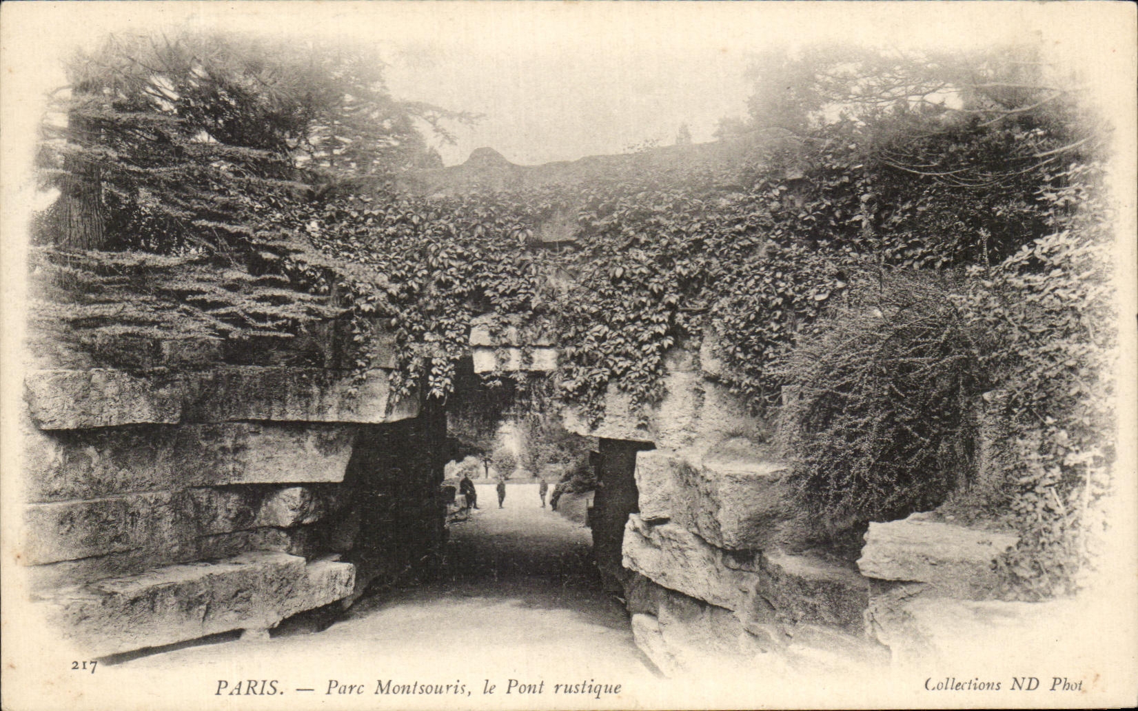 CPA Paris Parc Montsouris le Pont Rustique