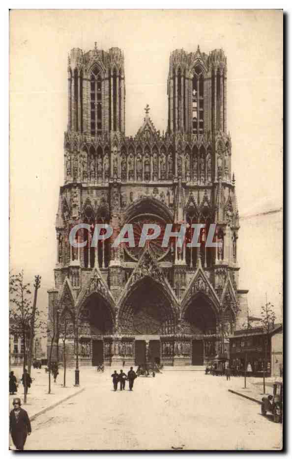 CPA Reims La Cathedrale Place du Parvis
