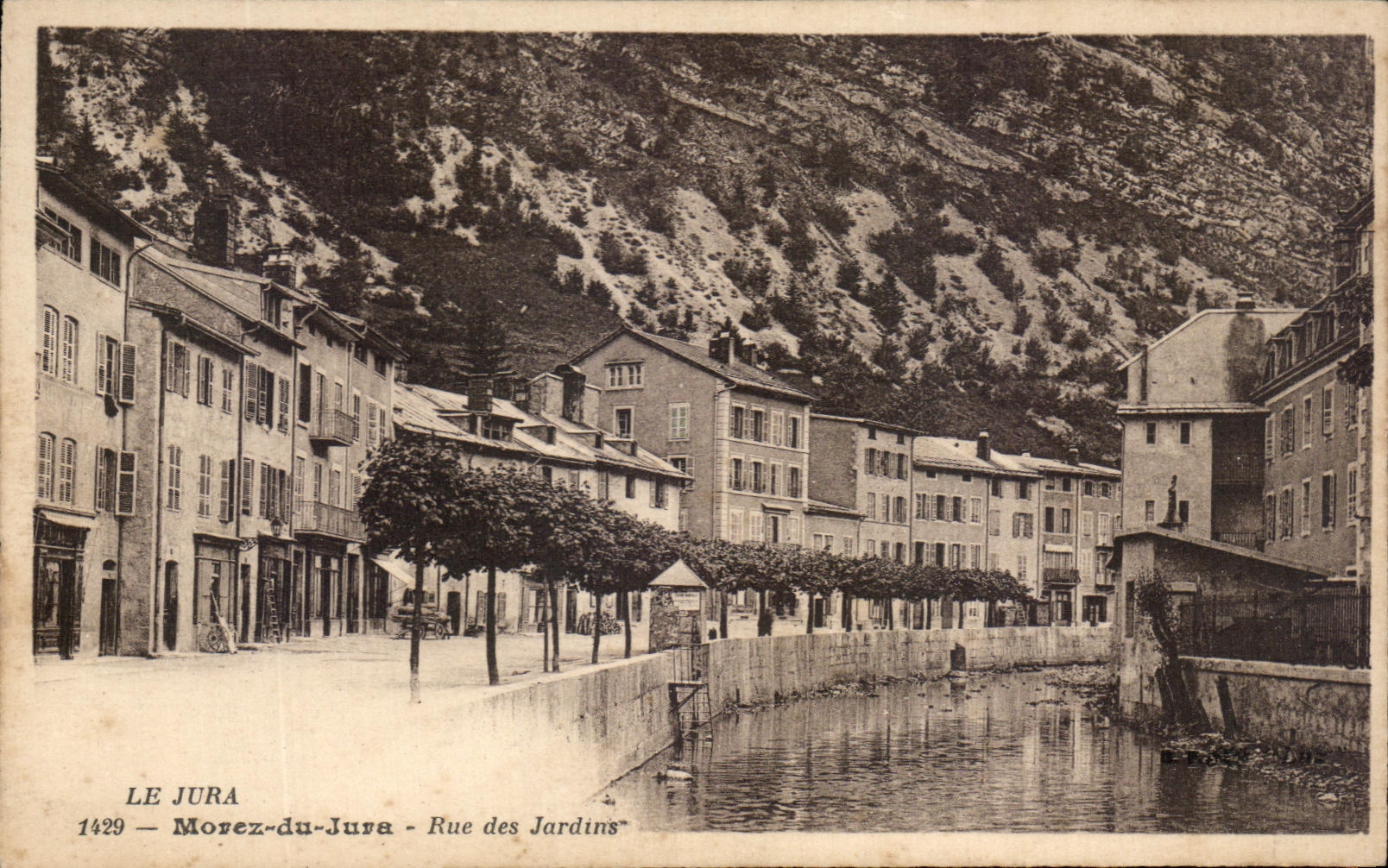 Morez-du-Jura — Rue des Jardins — éditeur CPAPHIL, n° 1429