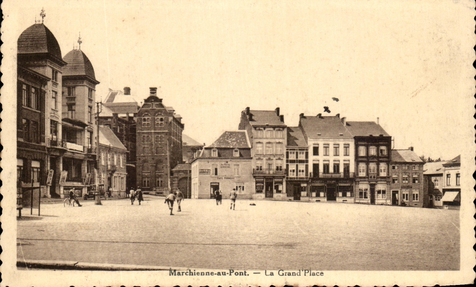 CPA Marchienne au Pont L aGrand Place