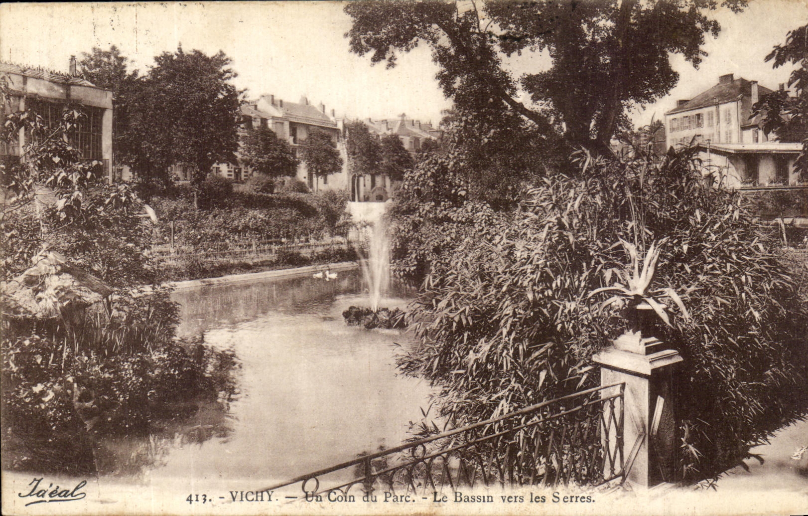 Vichy — Un Coin du Parc — Le Bassin vers les Serres — Jaéral, n° 413