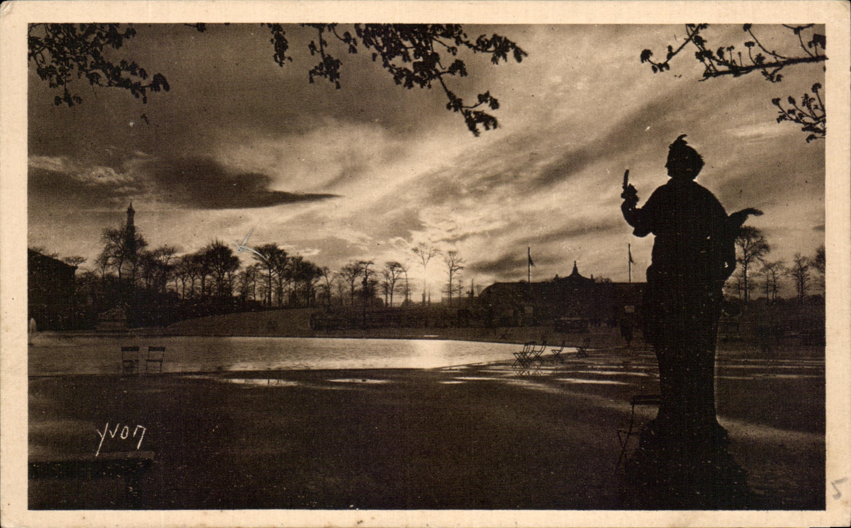 CPA Paris En Flanant Bassins Des Tuileries Au Soleil Couchant