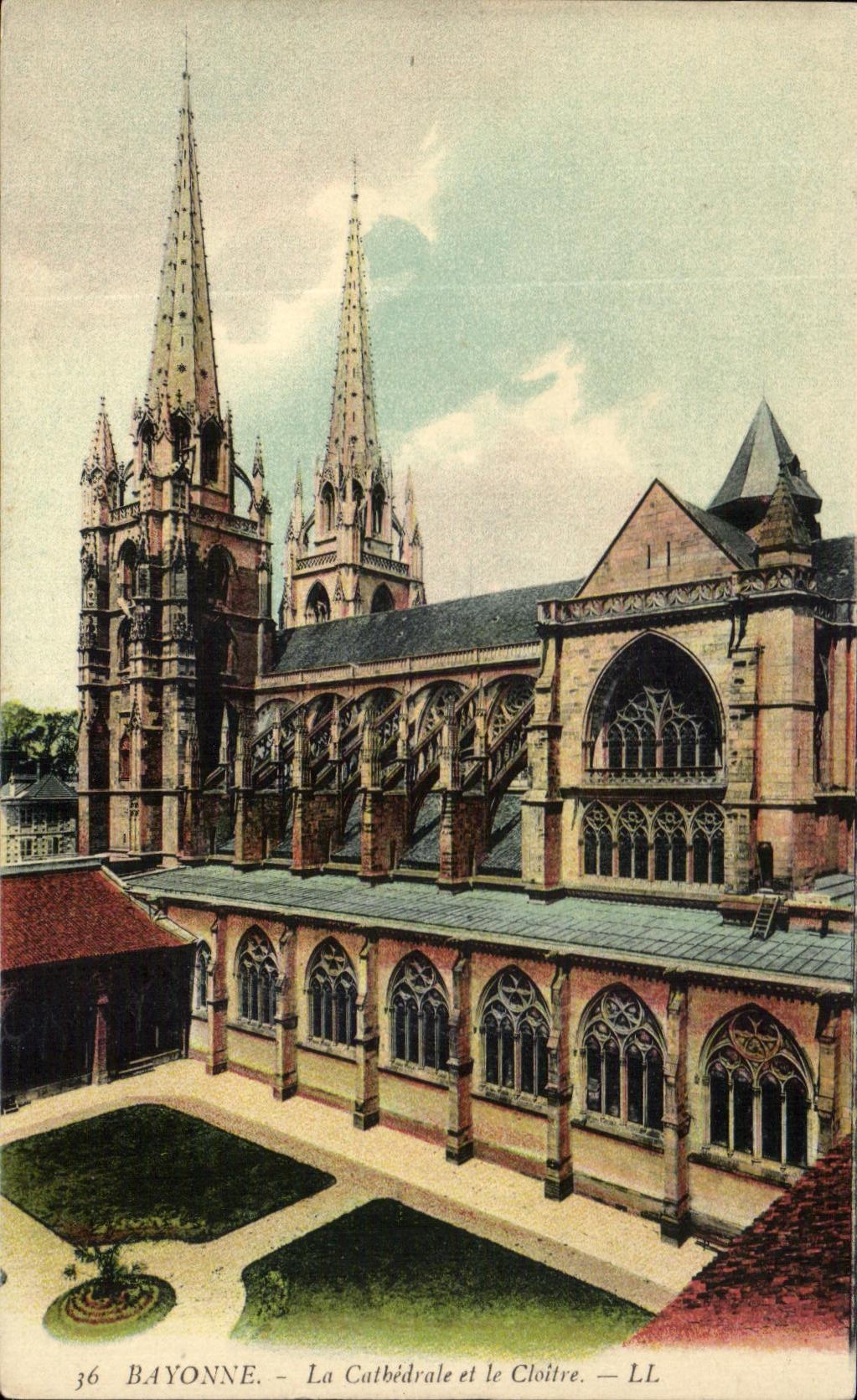 CPA Bayonne La Cathedrale et le Cloitre
