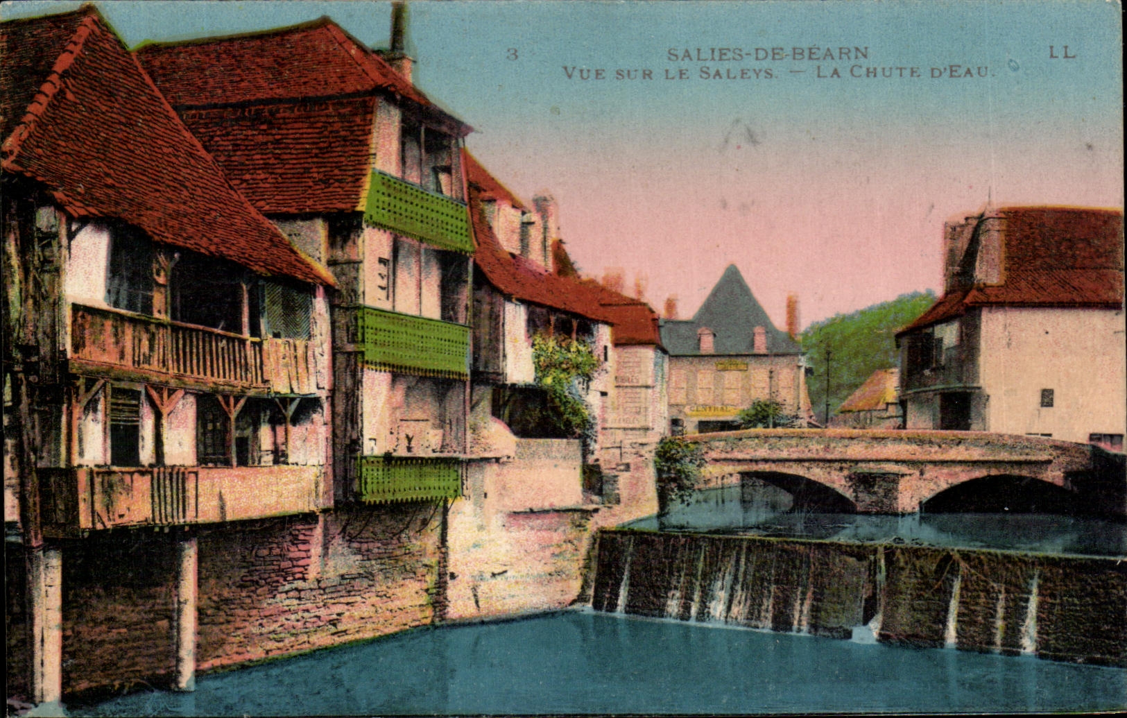 Salies-de-Béarn — Vue sur le Saleys, la chute d'eau — LL